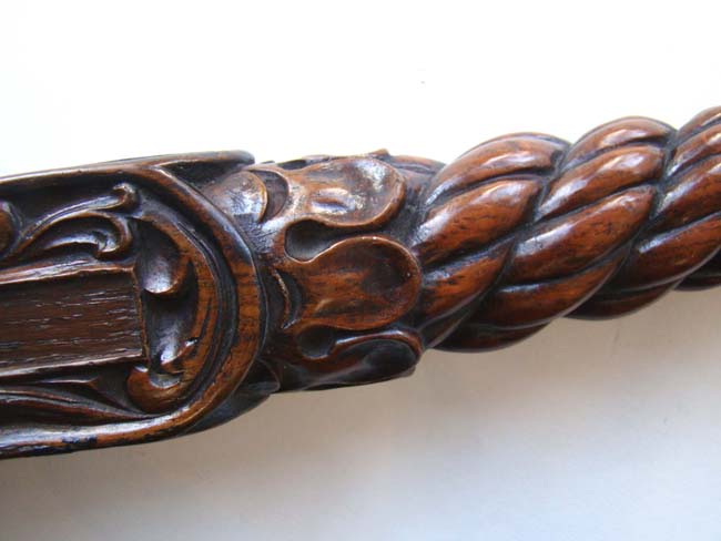 A fine 19th century carved tiller handle with pointed finger terminus — image 7